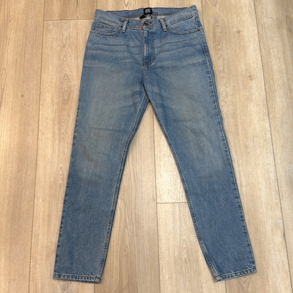 Urban Outfitters BDG Men’s Light-wash 100% Cotton Denim Jeans 33x32 Slim EUC - Picture 8 of 13